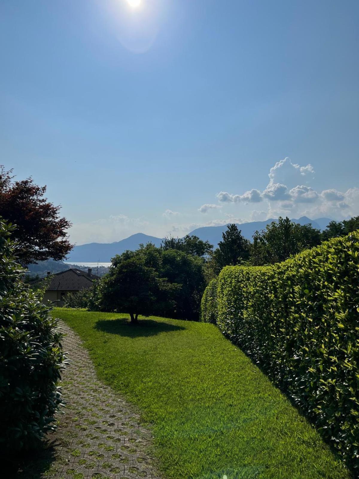 Dolce Vita Luxury House Villa Luino Exterior photo